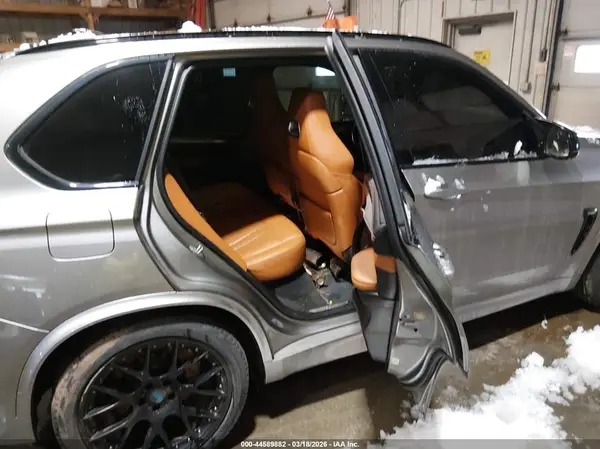 5YMKT6C3XH0U39444 2017 BMW X5 M - Image 8