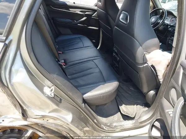 5YMKT6C3XH0X20790 2017 BMW X5 M - Image 8