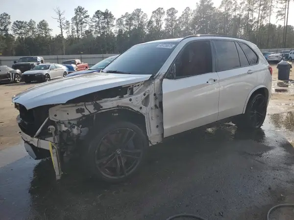 5YMKT6C51G0R79457 2016 BMW X5 - Image 1