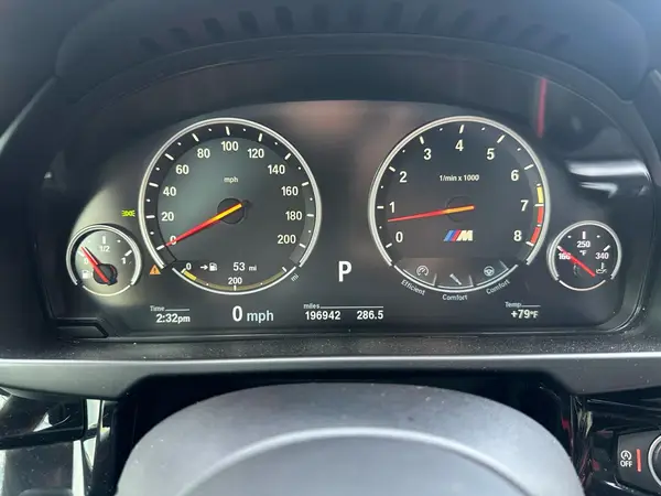 5YMKT6C51J0X21124 2018 BMW X5 - Image 8