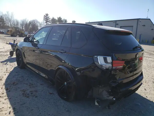 5YMKT6C51J0Y83173 2018 BMW X5 - Image 2