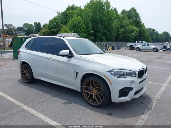 5YMKT6C51J0Y83433 2018 BMW X5 M - Image 1