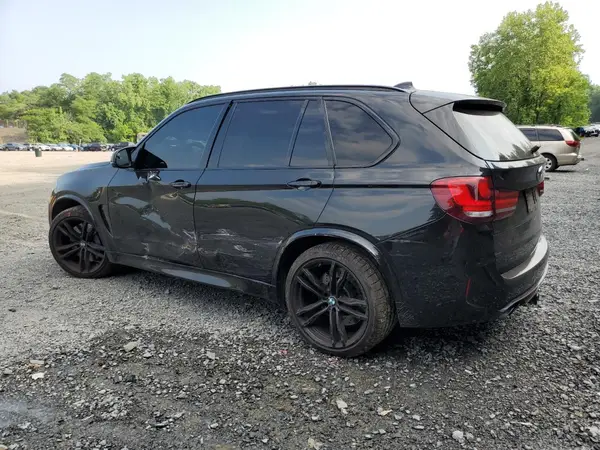 5YMKT6C51J0Y84369 2018 BMW X5 - Image 2