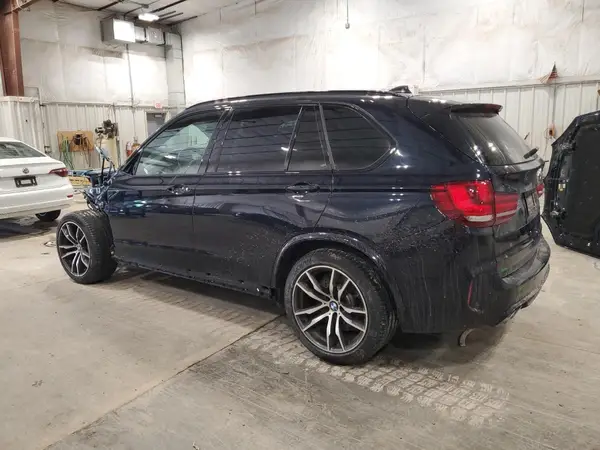 5YMKT6C52J0X21262 2018 BMW X5 - Image 2