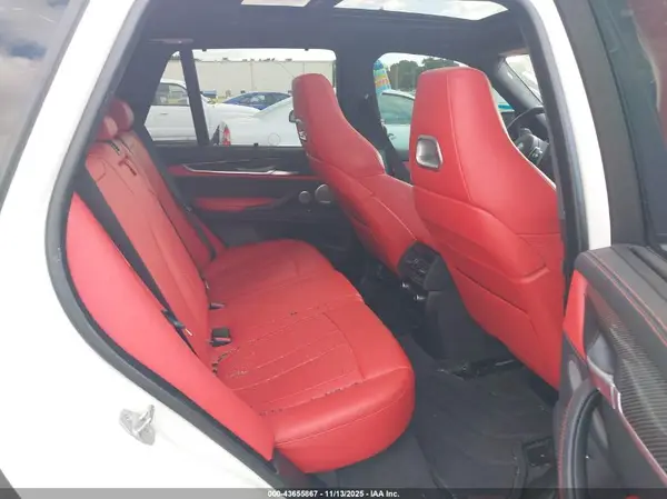 5YMKT6C53J0Y83899 2018 BMW X5 M - Image 8