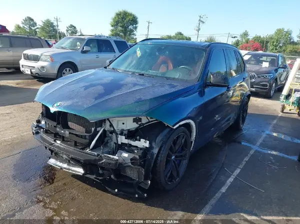 5YMKT6C54J0Y83393 2018 BMW X5 M - Image 2