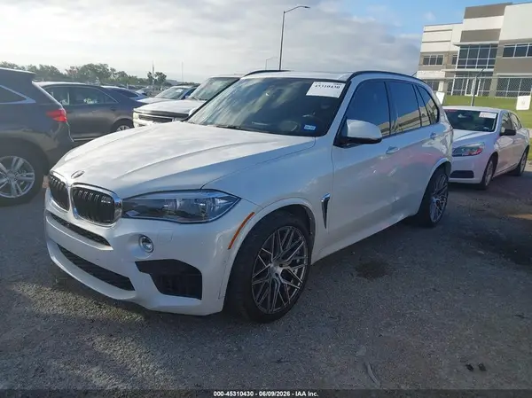 5YMKT6C54J0Y84317 2018 BMW X5 M - Image 2