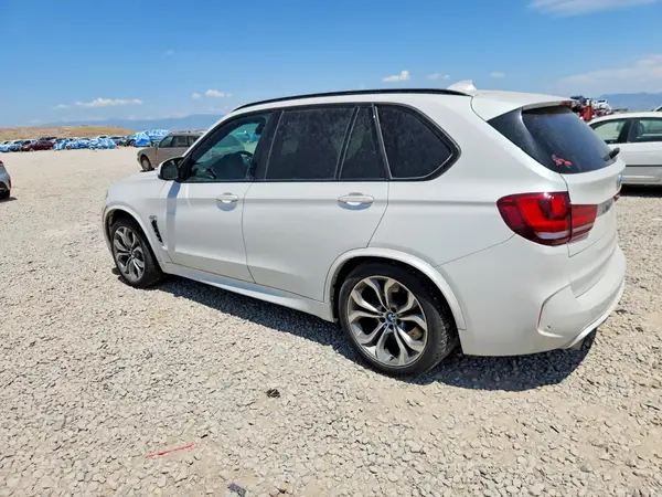 5YMKT6C55H0U39031 2017 BMW X5 - Image 2