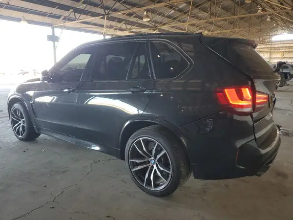 5YMKT6C56J0Y83315 2018 BMW X5 - Image 2