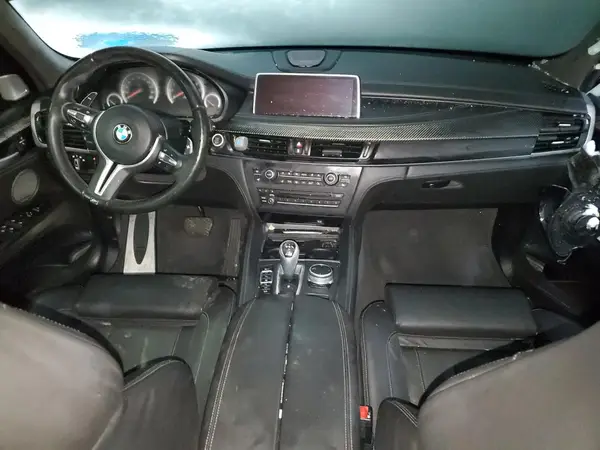 5YMKT6C57H0U38995 2017 BMW X5 - Image 8