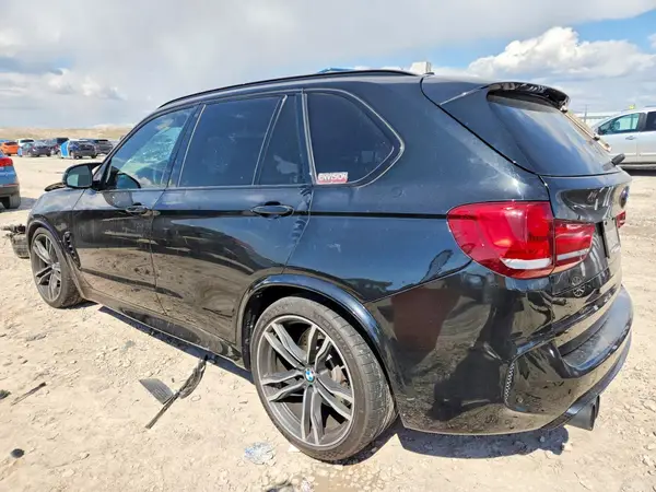 5YMKT6C57J0X21256 2018 BMW X5 - Image 2
