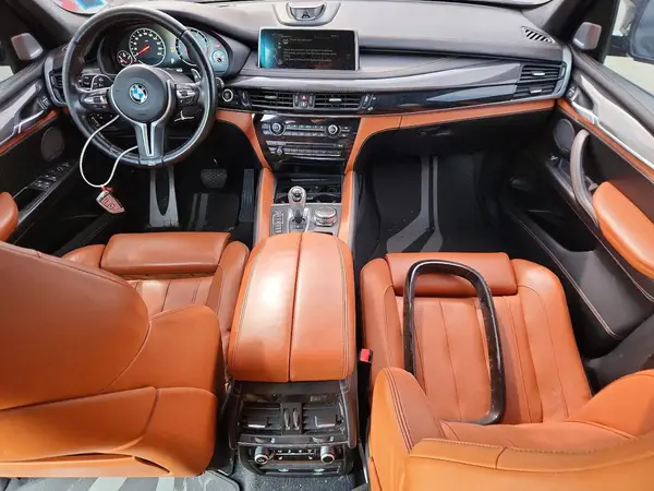 5YMKT6C58G0R79360 2016 BMW X5 - Image 8