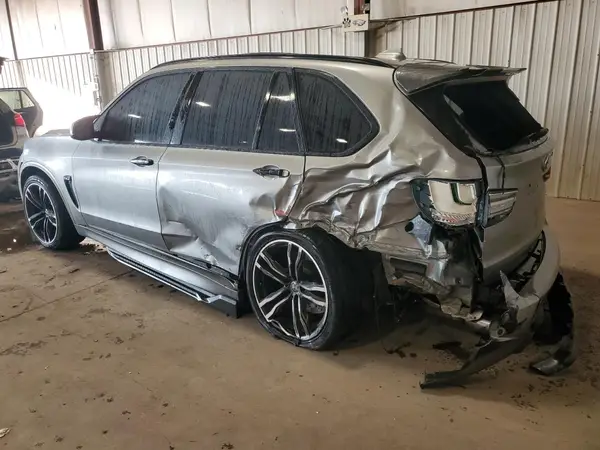 5YMKT6C58J0Y83431 2018 BMW X5 - Image 2