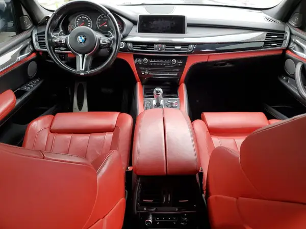 5YMKT6C58J0Y83526 2018 BMW X5 - Image 8