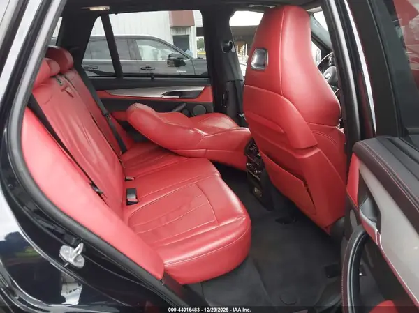 5YMKT6C5XG0R78324 2016 BMW X5 M - Image 8