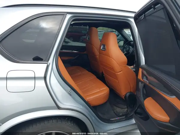 5YMKT6C5XG0R79019 2016 BMW X5 M - Image 8