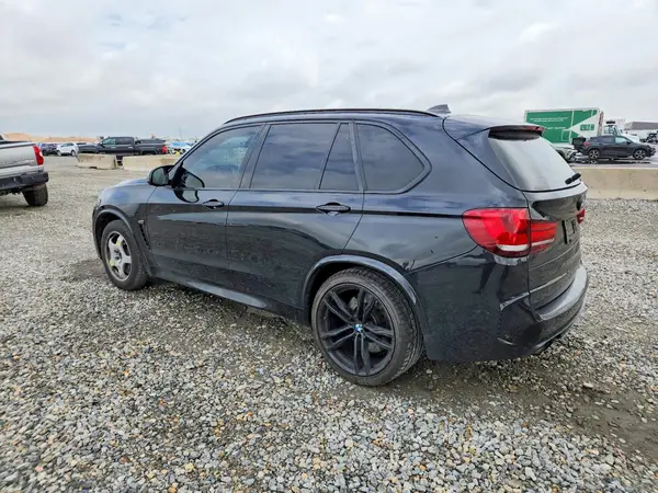 5YMKT6C5XJ0Y84158 2018 BMW X5 - Image 2