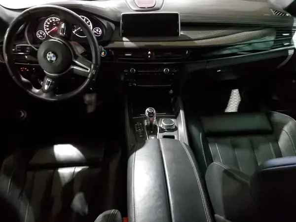 5YMKW8C30H0U72245 2017 BMW X6 - Image 8