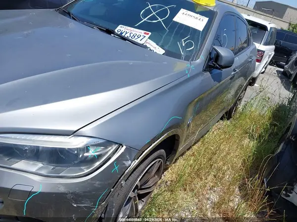 5YMKW8C38H0U72414 2017 BMW X6 M - Image 2