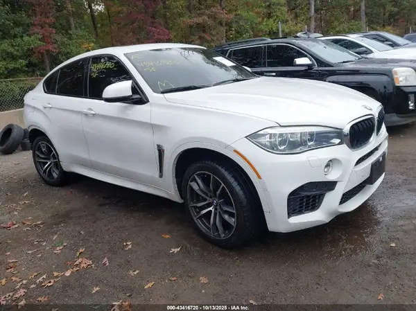 5YMKW8C50J0U72589 2018 BMW X6 M