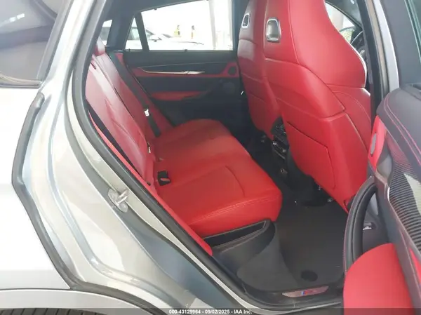 5YMKW8C51KLR38448 2019 BMW X6 M - Image 8
