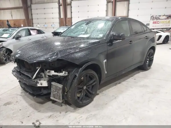 5YMKW8C52J0Y74498 2018 BMW X6 M - Image 2