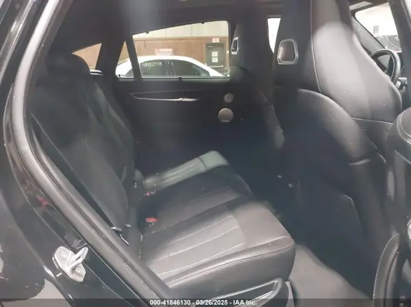 5YMKW8C52KLR38376 2019 BMW X6 M - Image 8