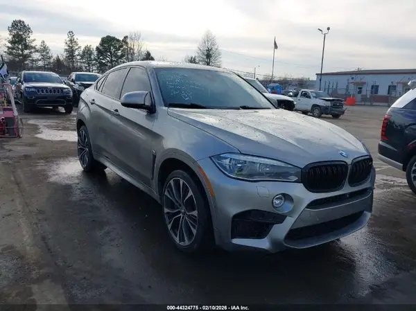 5YMKW8C53G0R43370 2016 BMW X6 M