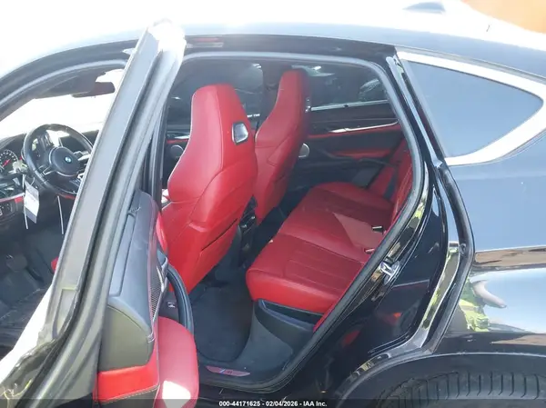 5YMKW8C54H0U71794 2017 BMW X6 M - Image 8