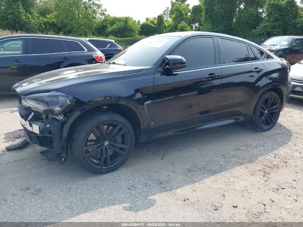 5YMKW8C5XKLR38321 2019 BMW X6 M - Image 2