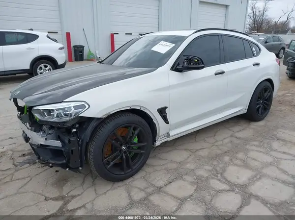 5YMUJ0C01LLU67299 2020 BMW X4 M - Image 2