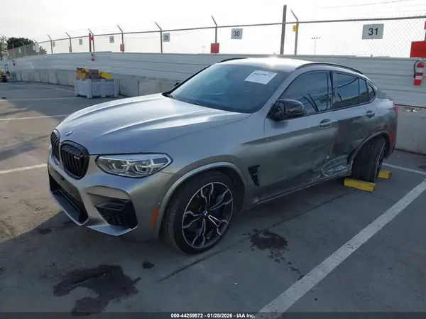 5YMUJ0C04M9D00744 2021 BMW X4 M - Image 2