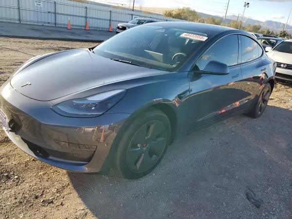 639541 2023 TESLA MODEL 3