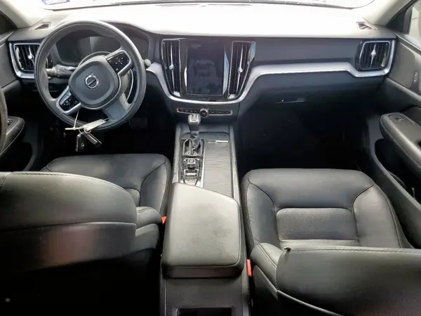 7JR102FK0KG009589 2019 VOLVO S60 - Image 8