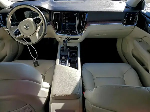 7JR102FK0KG017059 2019 VOLVO S60 - Image 8