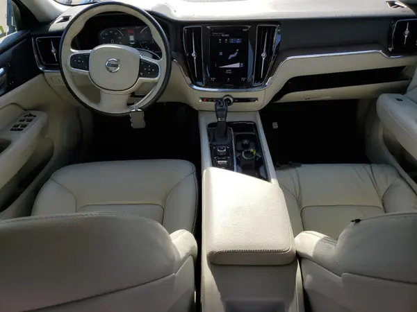 7JR102FK0MG092492 2021 VOLVO S60 - Image 8