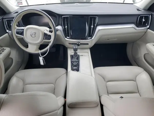 7JR102FK1KG001369 2019 VOLVO S60 - Image 8