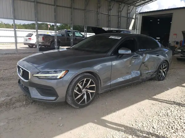 7JR102FK1KG014073 2019 VOLVO S60 - Image 1