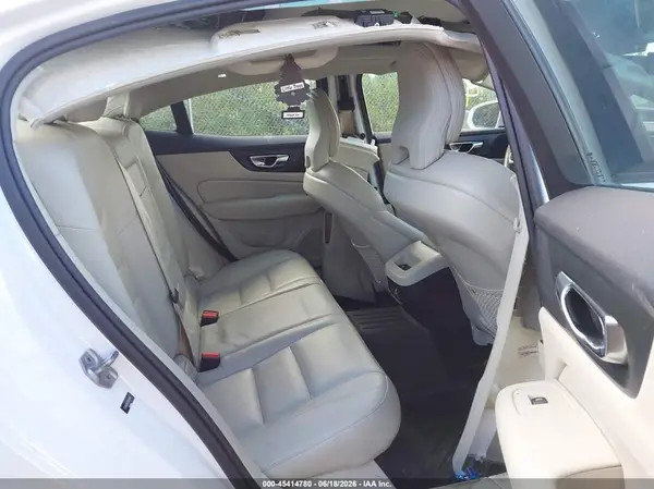 7JR102FK1LG041484 2020 VOLVO S60 - Image 8