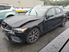 7JR102FK1LG060679 2020 VOLVO S60
