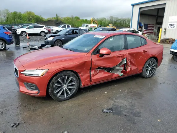 7JR102FK1MG095692 2021 VOLVO S60 - Image 1