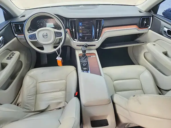 7JR102FK1MG09696 2021 VOLVO S60 - Image 8