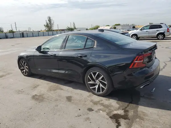 7JR102FK2KG011103 2019 VOLVO S60 - Image 2