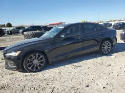 7JR102FK2LG045267 2020 VOLVO S60