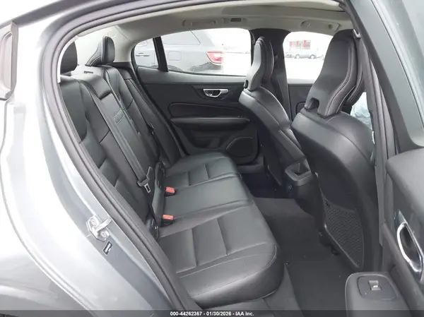 7JR102FK2MG093210 2021 VOLVO S60 - Image 8