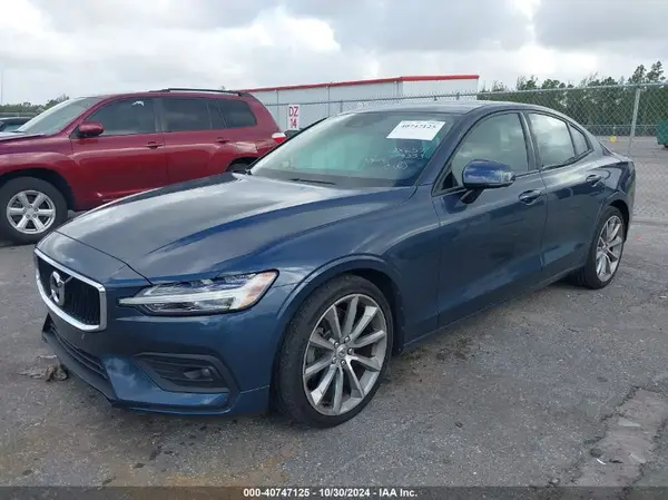 7JR102FK2MG093353 2021 VOLVO S60 - Image 2