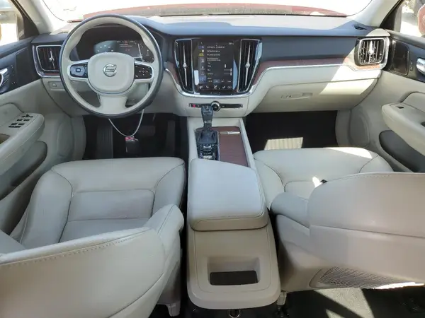 7JR102FK3KG001731 2019 VOLVO S60 - Image 8