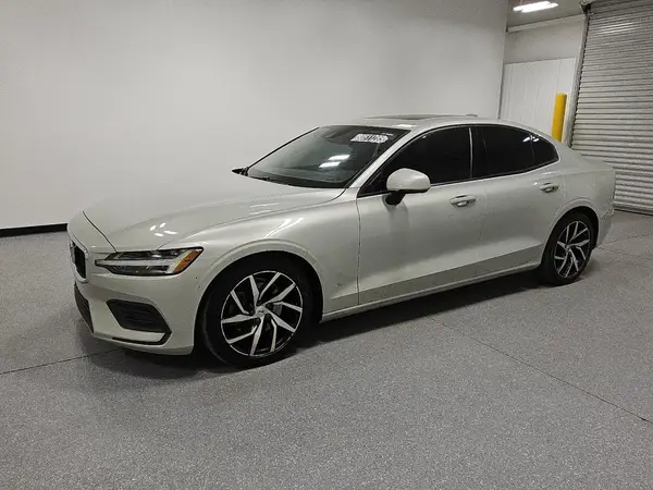 7JR102FK3KG002524 2019 VOLVO S60 - Image 1