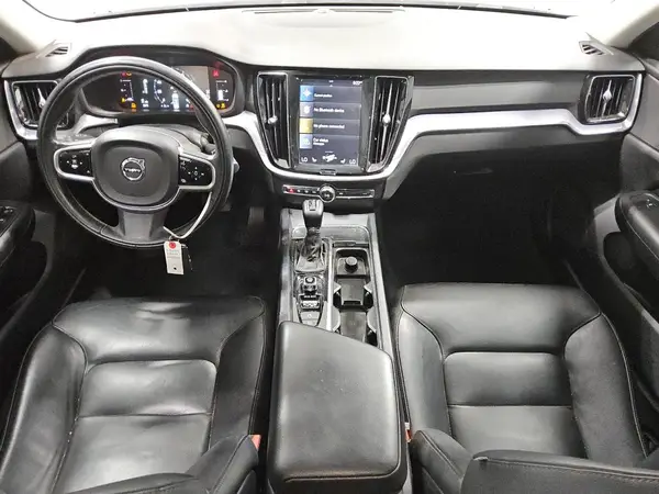 7JR102FK3KG002524 2019 VOLVO S60 - Image 8