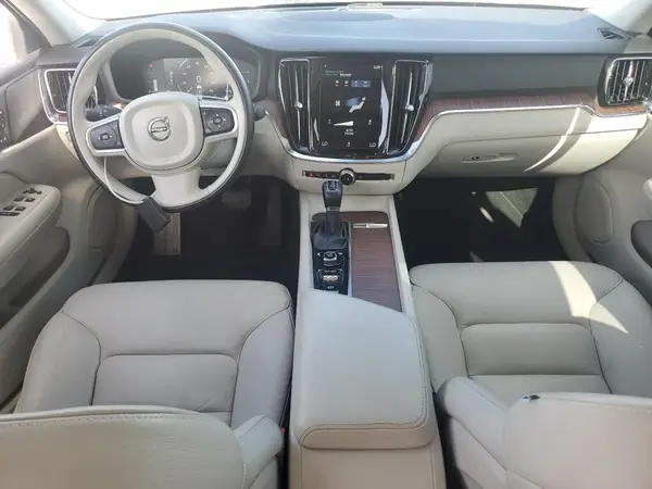 7JR102FK3KG009246 2019 VOLVO S60 - Image 8
